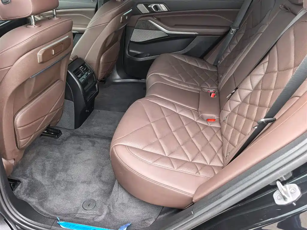 BMW X5 — миниатюра 6