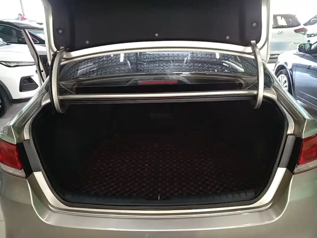 Kia K4 — миниатюра 19