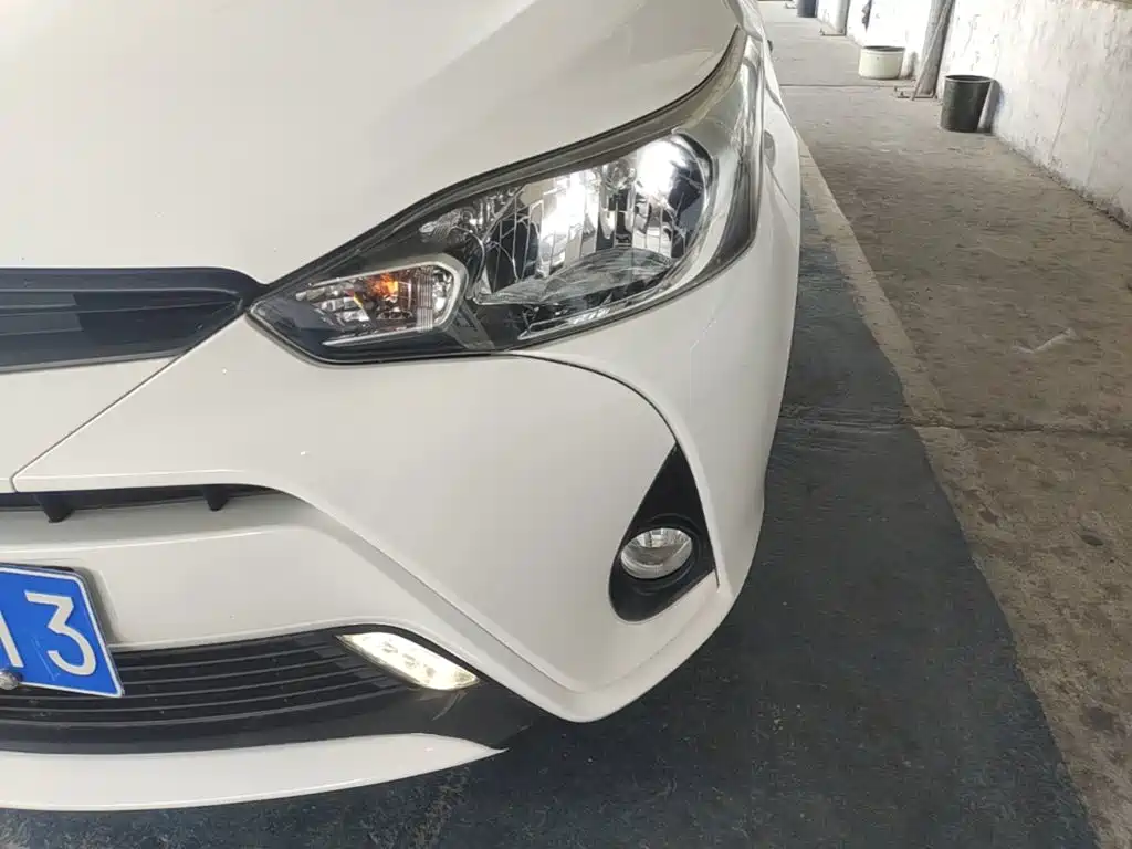 Toyota Yaris L — миниатюра 24