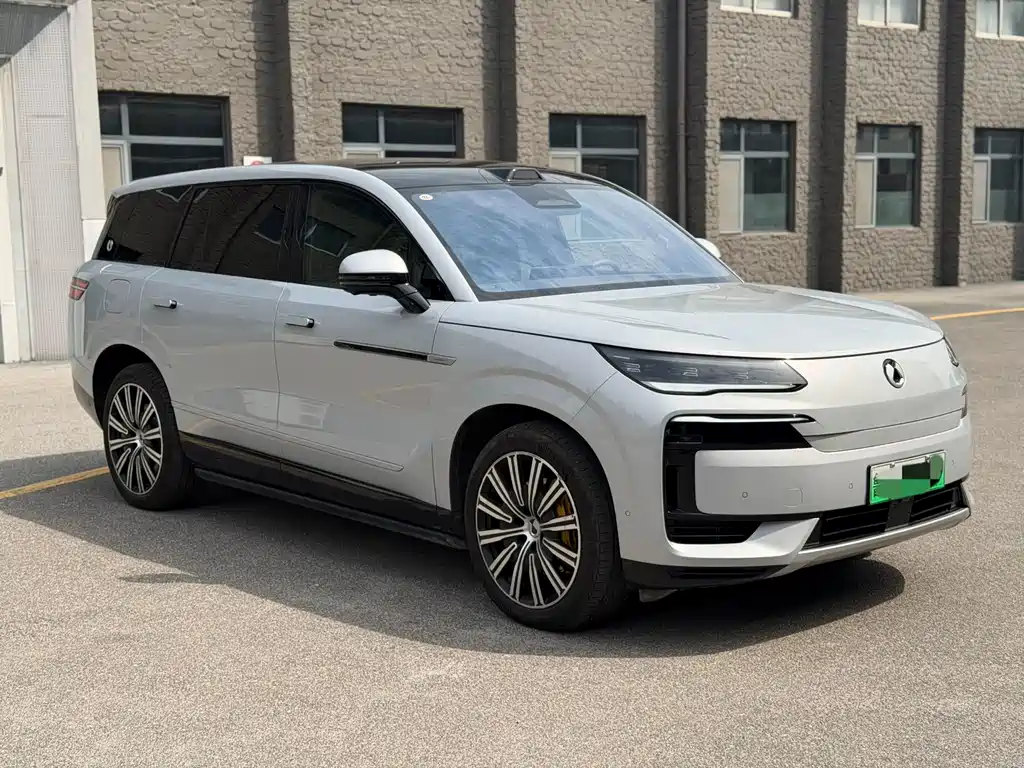 Denza Denza N9 — миниатюра 3