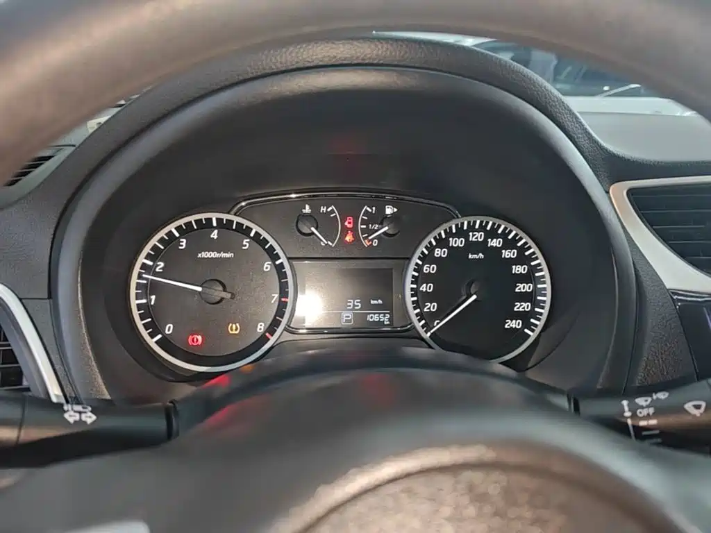 Nissan Sylphy — миниатюра 12
