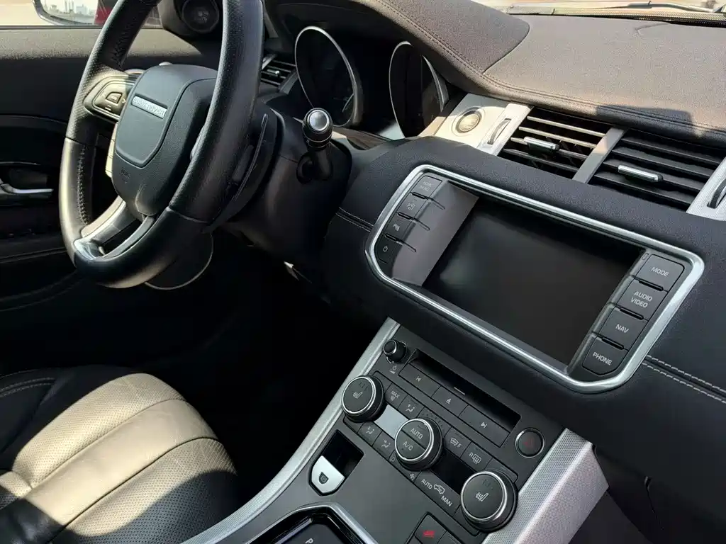 Land Rover Evoque (Import) — миниатюра 8