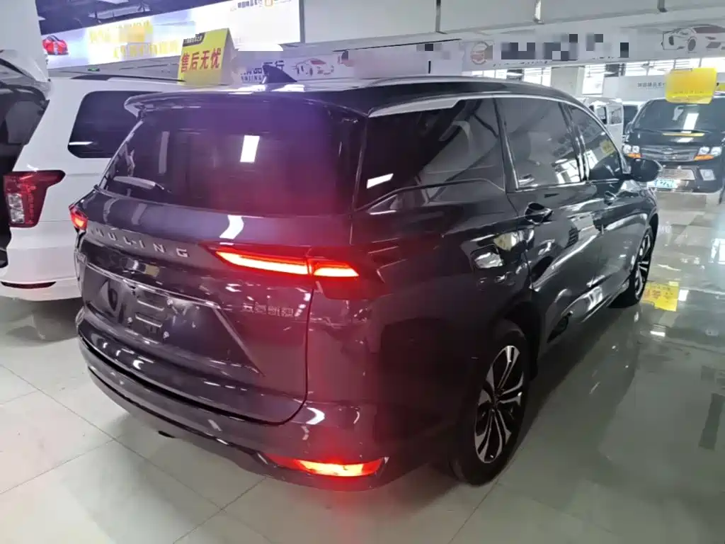 Wuling Victory — миниатюра 7