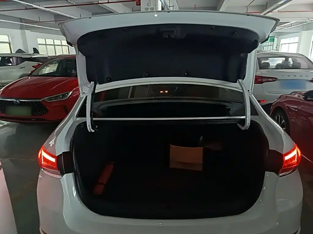 Buick Excelle — миниатюра 19