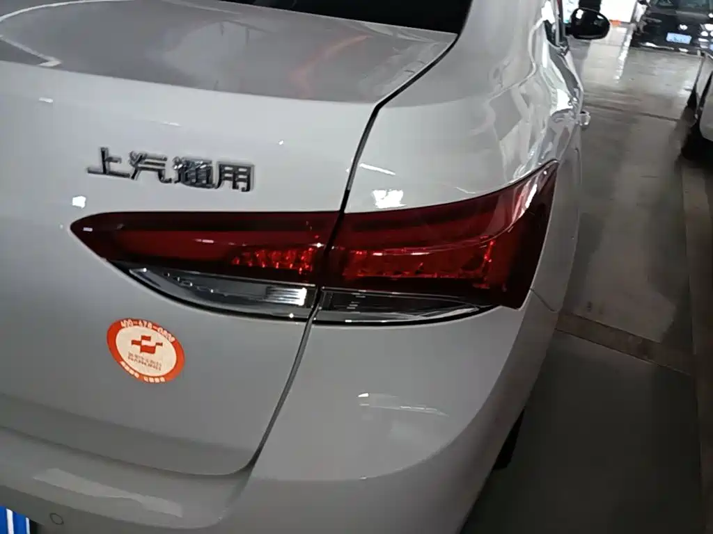 Buick Excelle — миниатюра 8