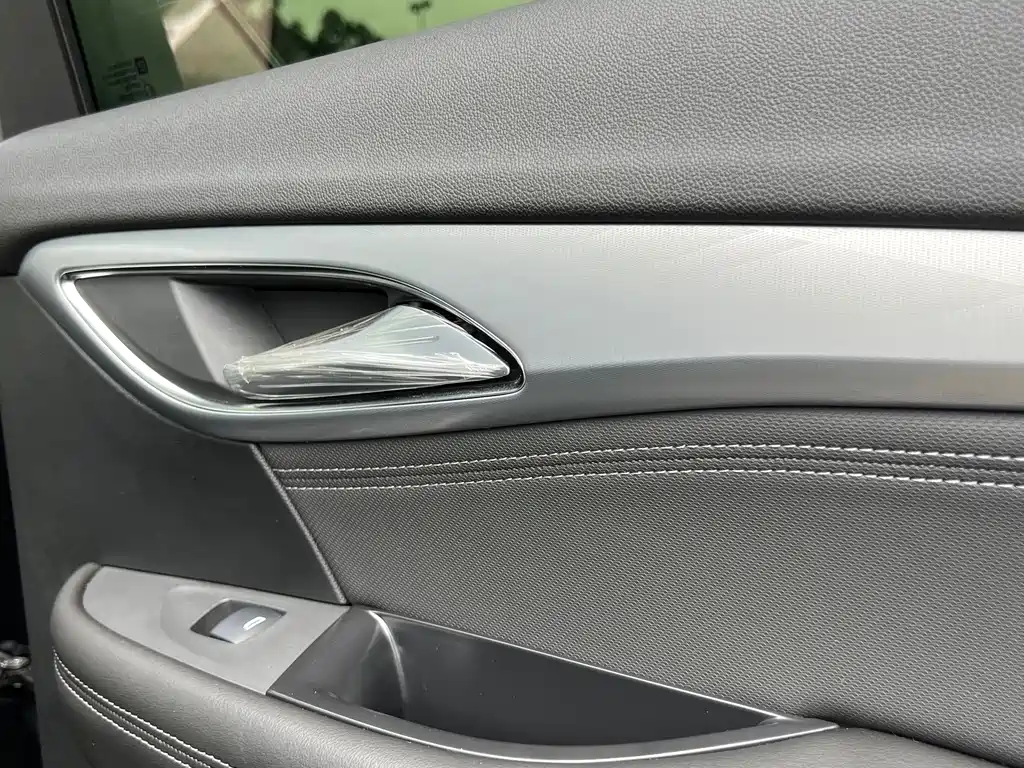 Buick Envision Plus — миниатюра 32