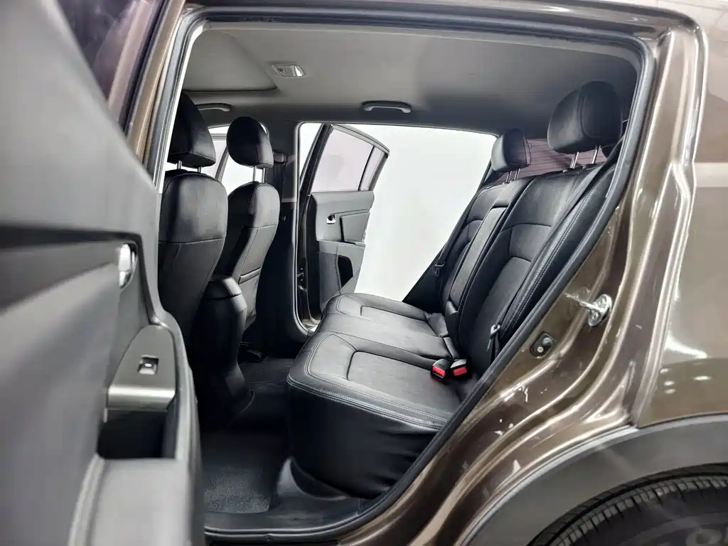 Kia Sportage — миниатюра 13