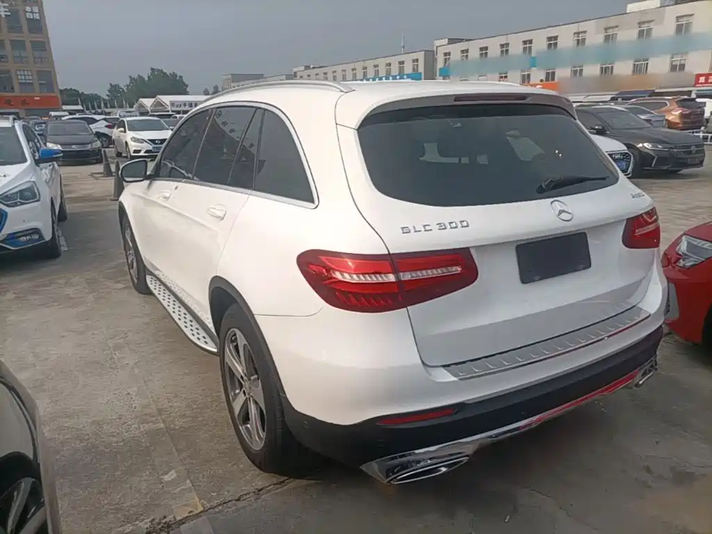 Mercedes-Benz GLC 2016 GLC 300 4MATIC