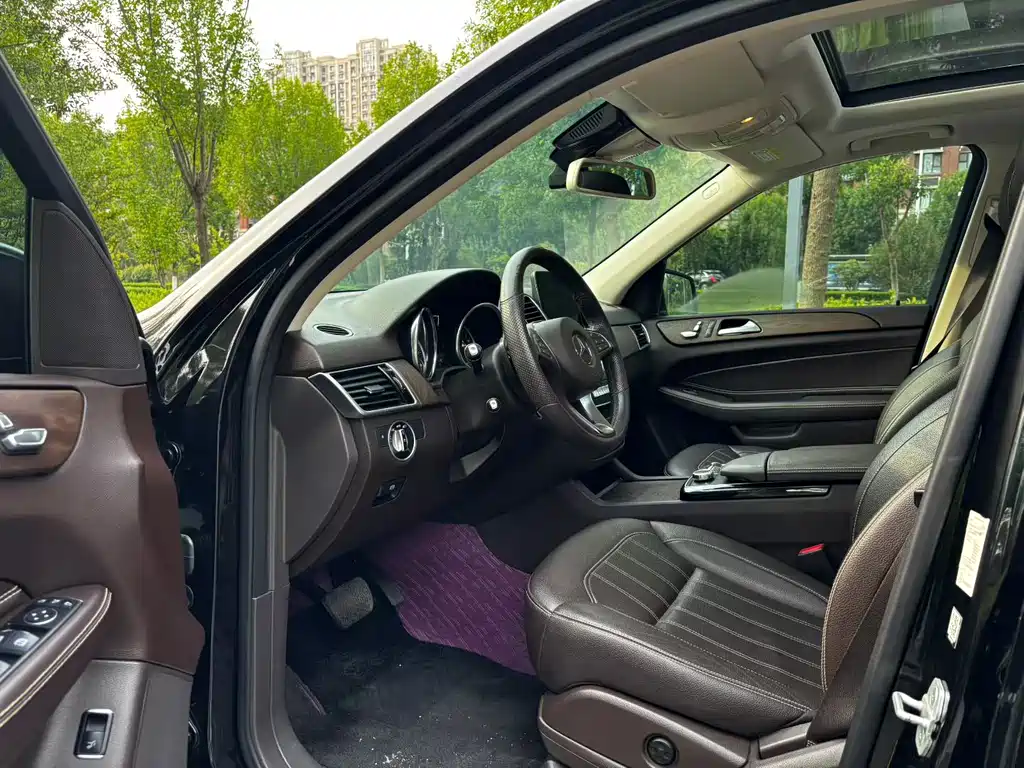 Mercedes-Benz GLE (Import) GLE 320 4MATIC Luxury Type, фото 4