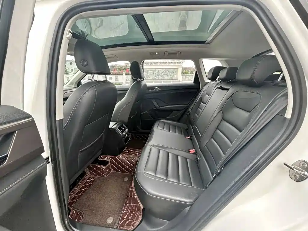 Volkswagen Tharu — миниатюра 9