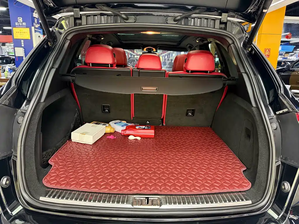 Porsche Cayenne — миниатюра 13