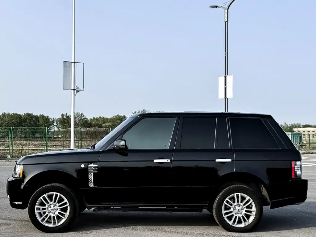 Land Rover Range Rover — миниатюра 9