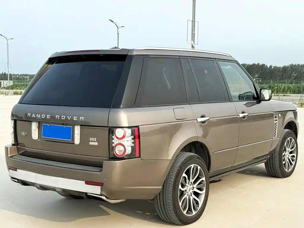 Land Rover Range Rover — миниатюра 6