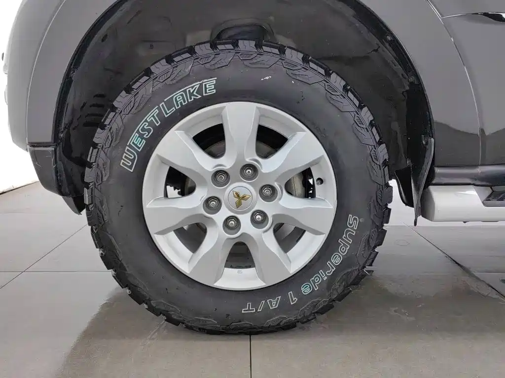 Mitsubishi Pajero (Import) — миниатюра 13