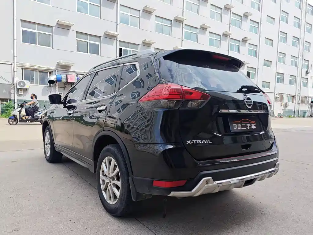Nissan X-Trail — миниатюра 9