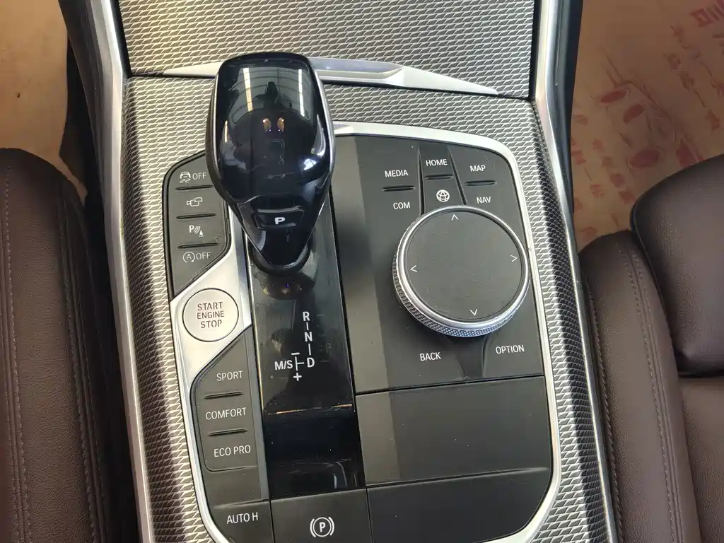 BMW 3 Series — миниатюра 15