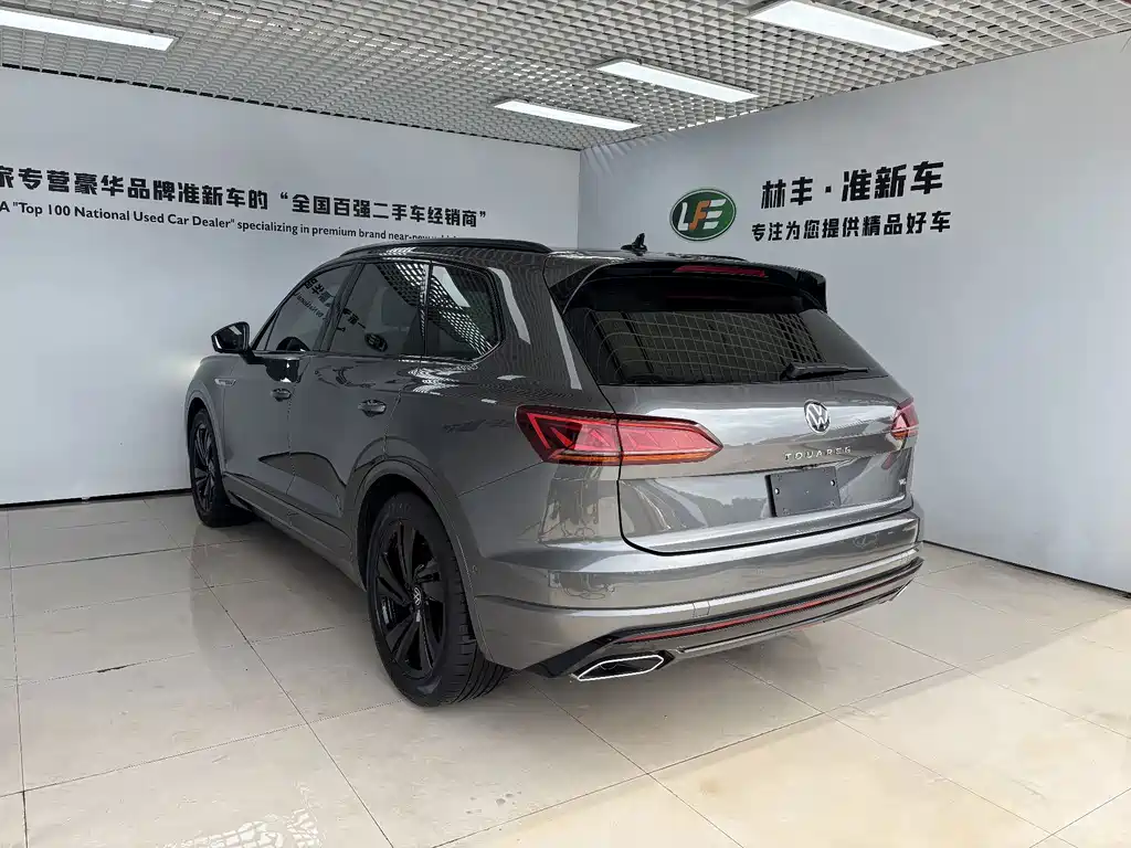 Volkswagen Touareg — миниатюра 7