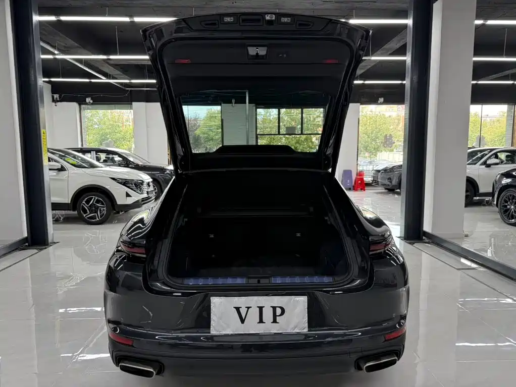 Porsche Panamera — миниатюра 24