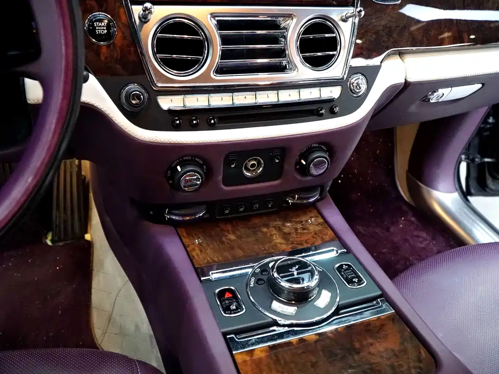 Rolls-Royce Ghost — миниатюра 14