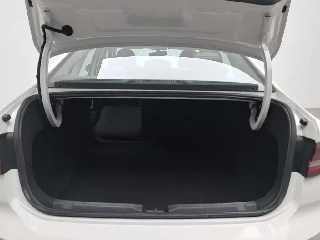 Volkswagen Lavida — миниатюра 16