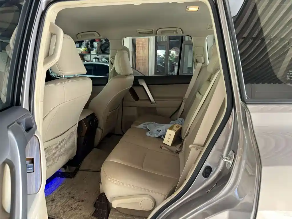 Toyota Prado (Import) — миниатюра 4