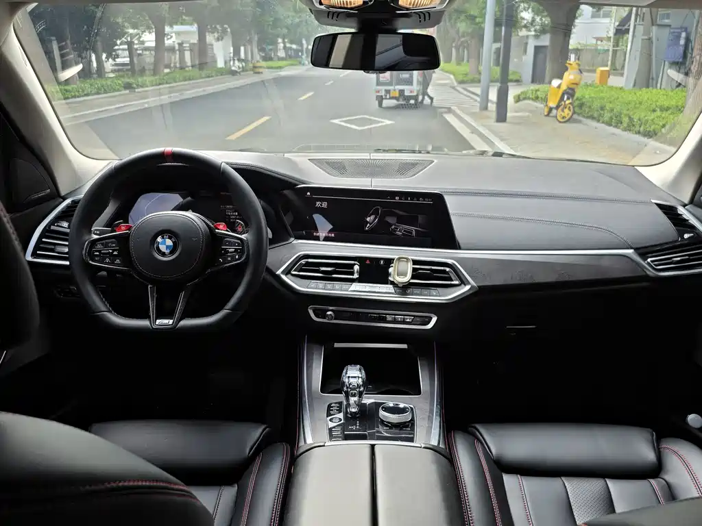 BMW X5 (Import) — миниатюра 9