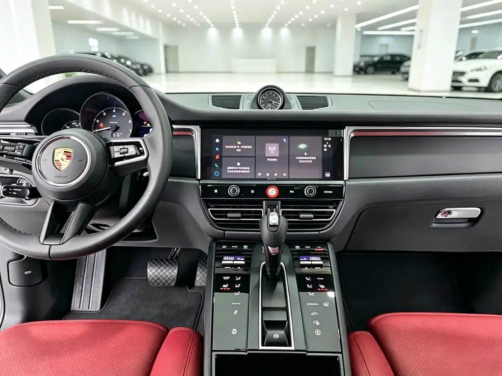 Porsche Macan — миниатюра 6
