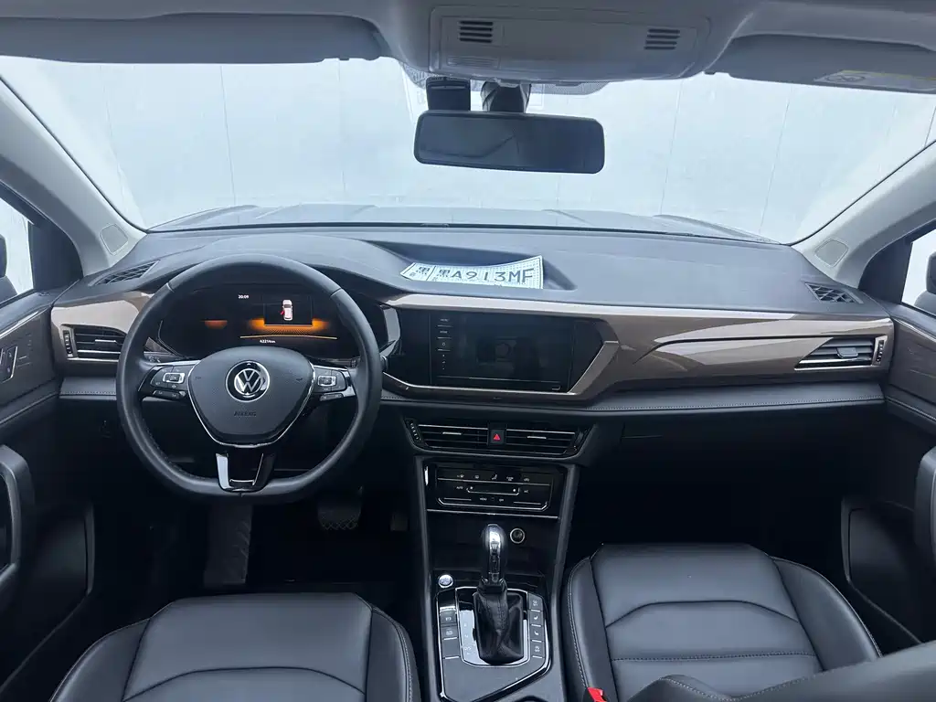 Volkswagen Tharu — миниатюра 6