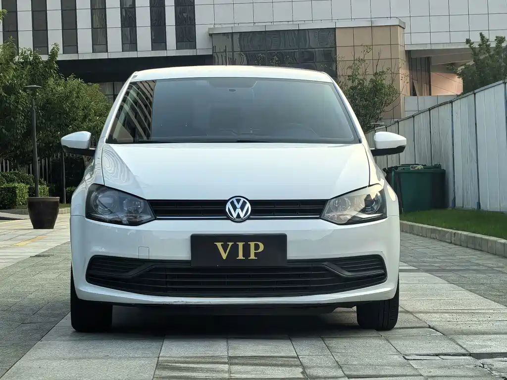 Volkswagen Polo — миниатюра 2