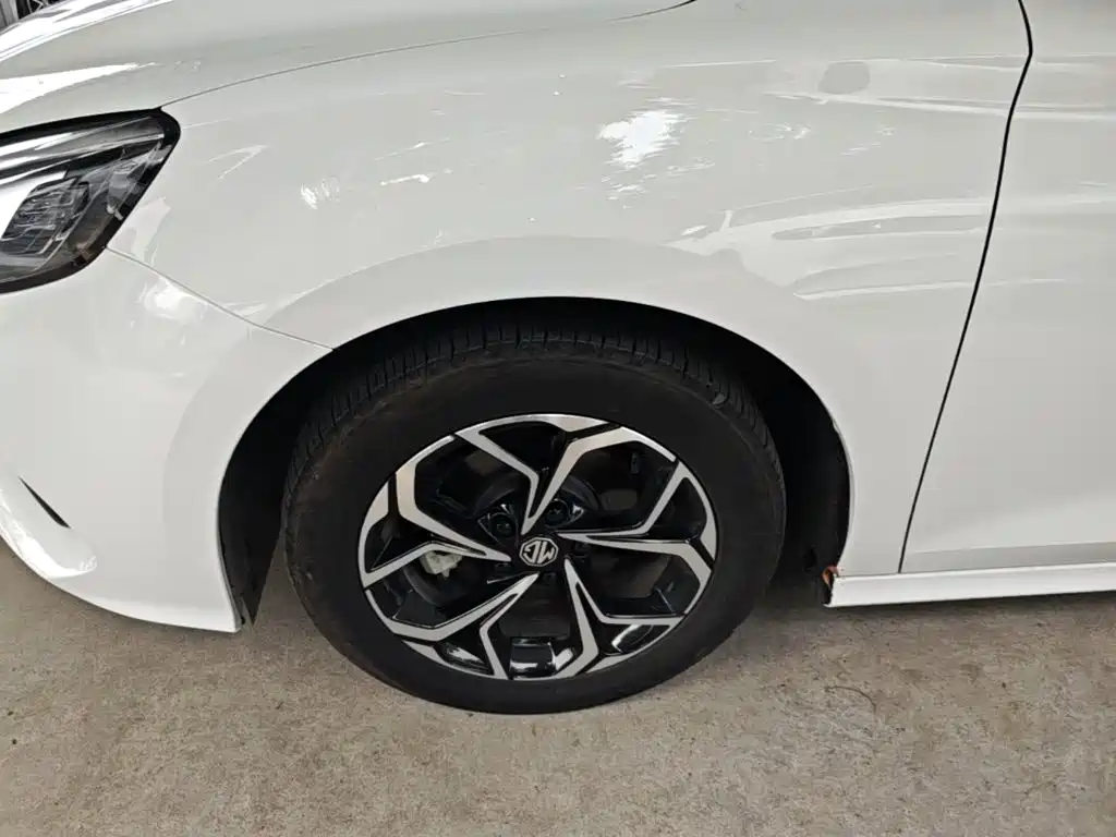 MG MG5 — миниатюра 23
