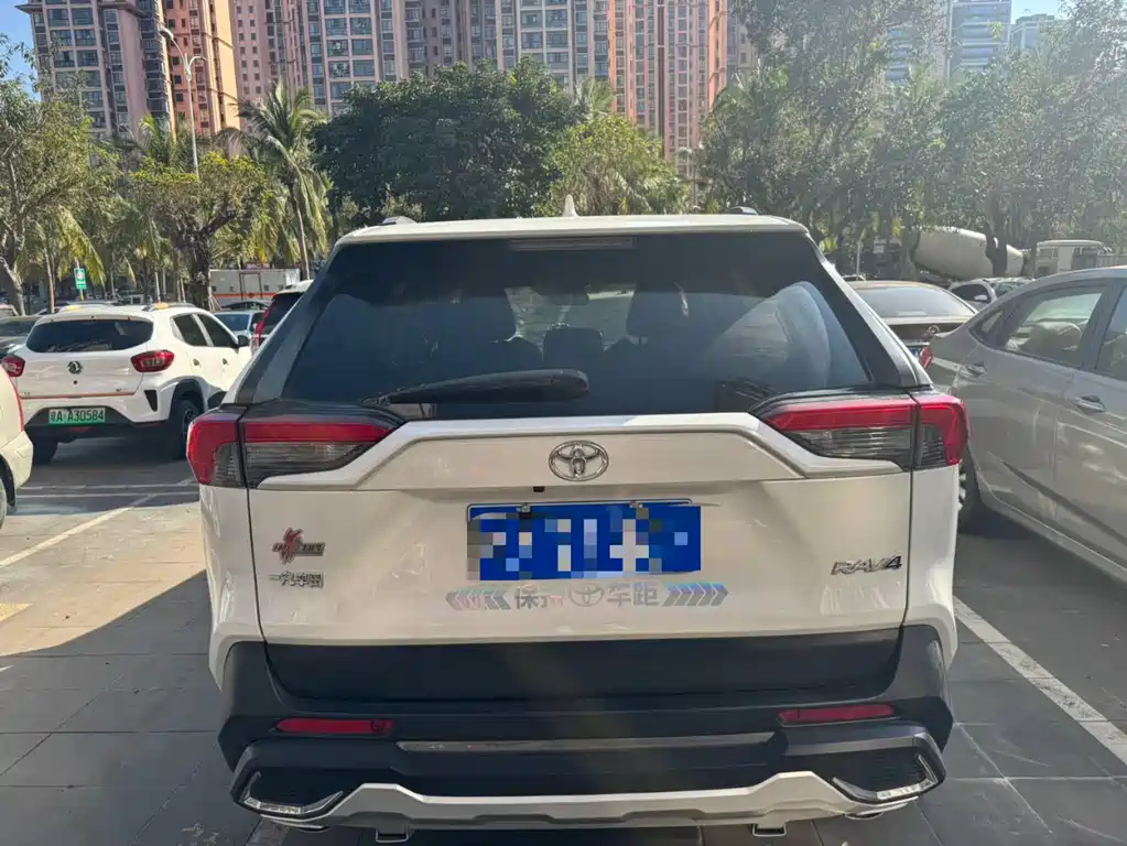 TOYOTA RAV4 RONGFANG