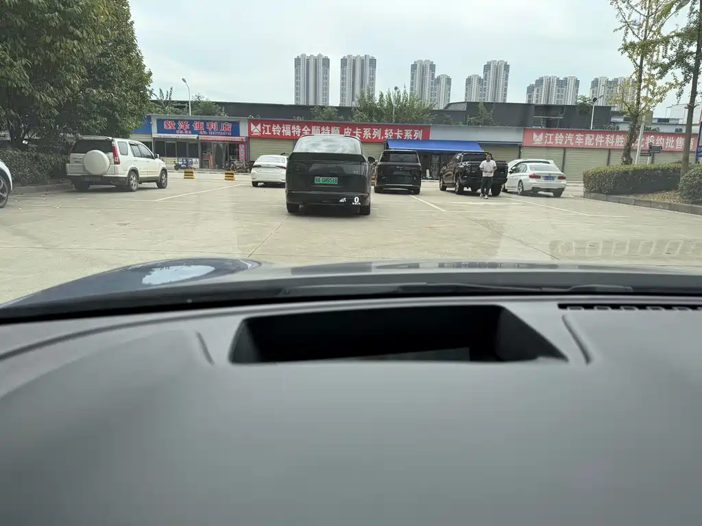 BYD Han — миниатюра 6