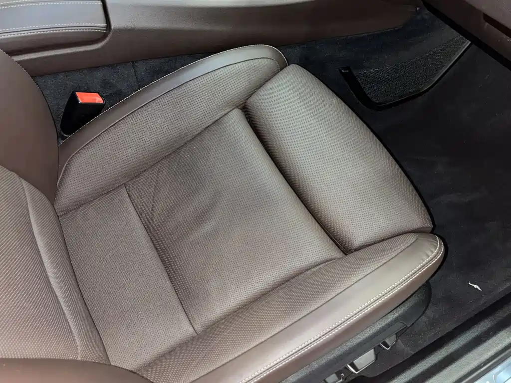 BMW 5 Series GT — миниатюра 14