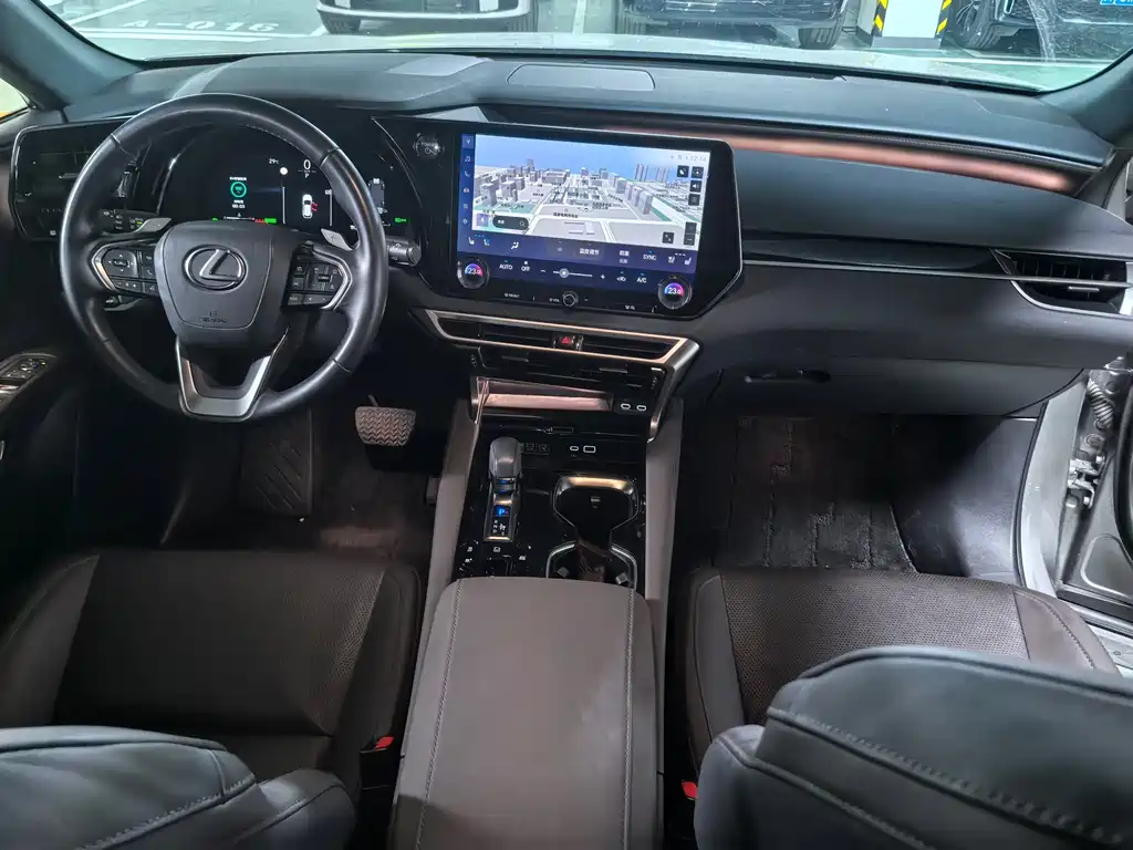 Lexus RX — миниатюра 16