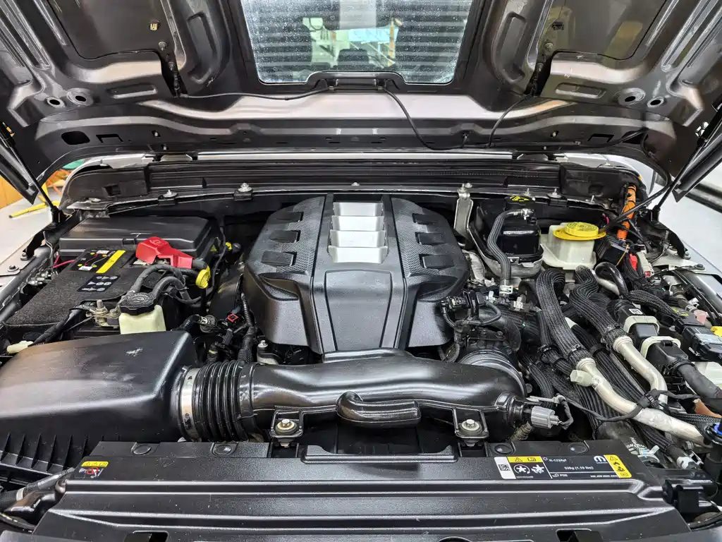 Jeep Wrangler PHEV — миниатюра 21