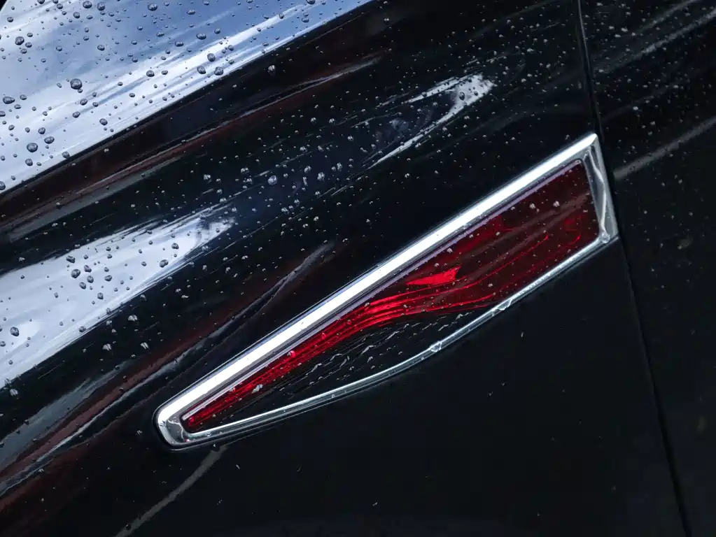 Hongqi Hongqi HS7 PHEV — миниатюра 10