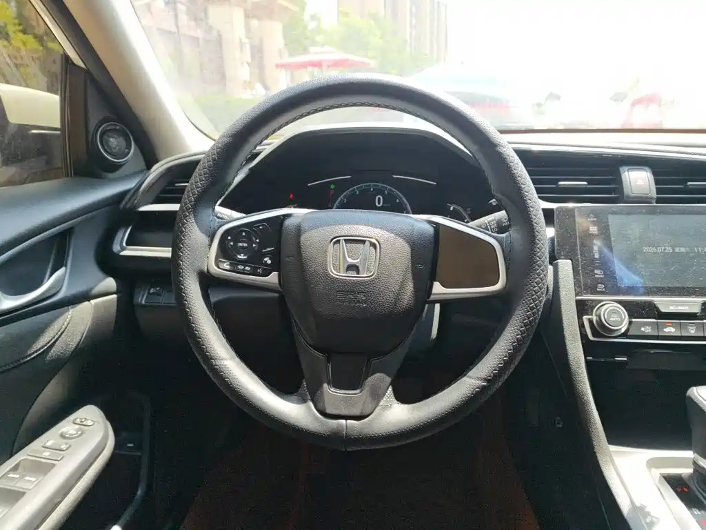 Honda Civic — миниатюра 3