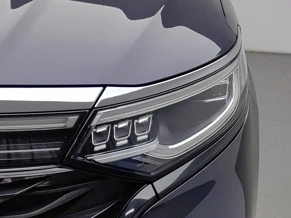 Roewe iMAX8 — миниатюра 7