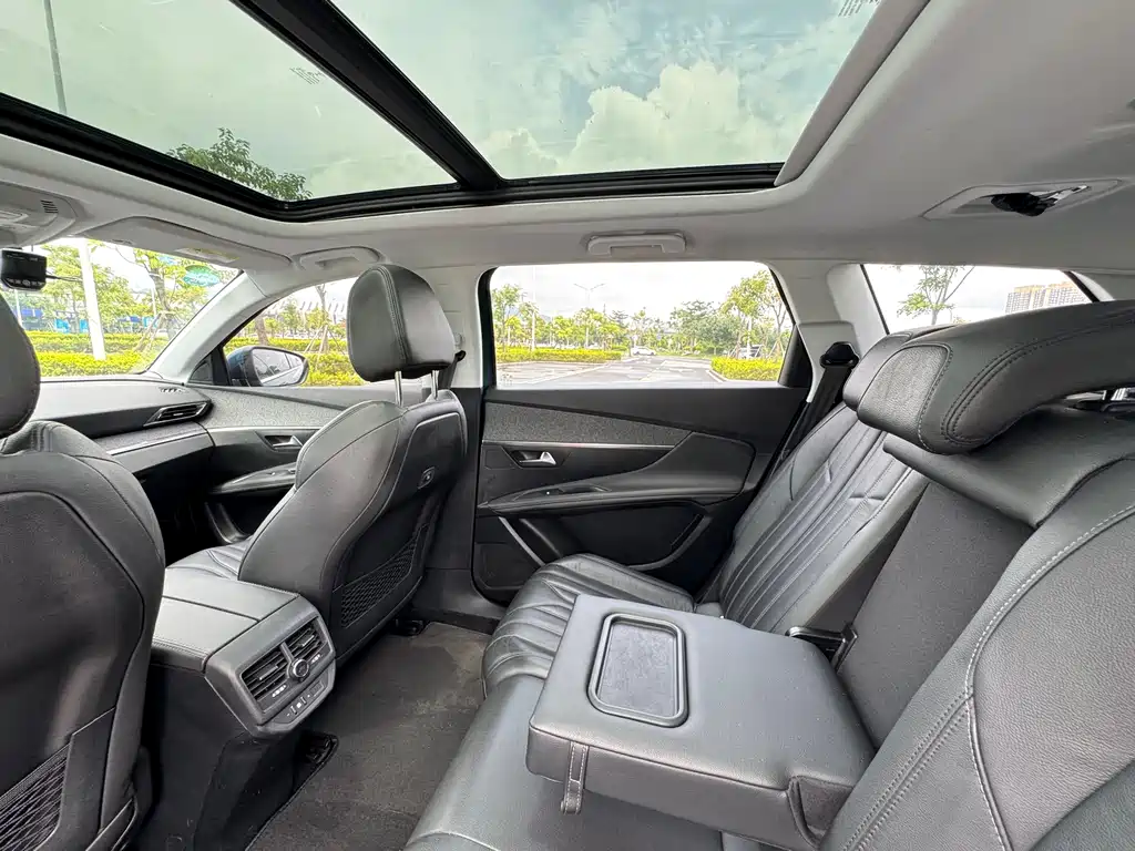 Peugeot 5008 — миниатюра 20