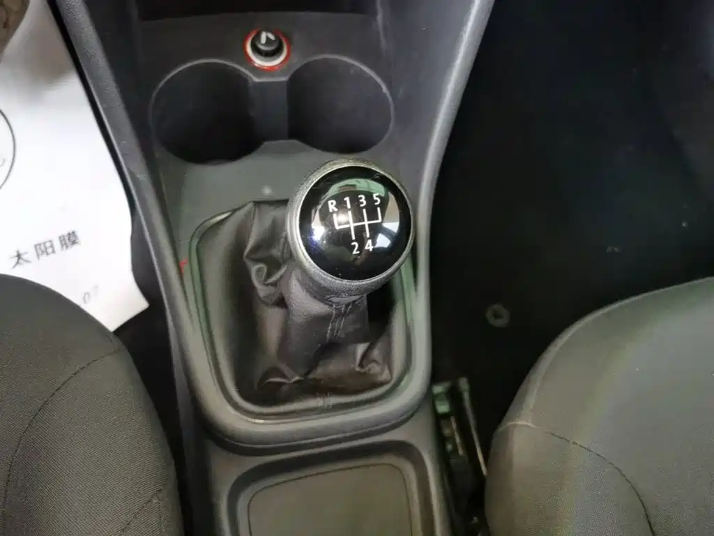 Volkswagen Polo — миниатюра 14