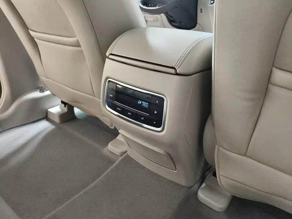 GAC Motor Trumpchi GS8 — миниатюра 14