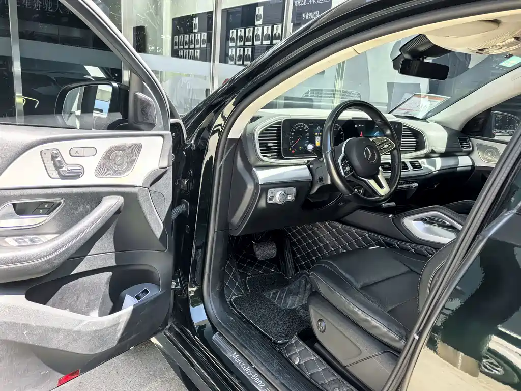 Mercedes-Benz GLE Coupe — миниатюра 12