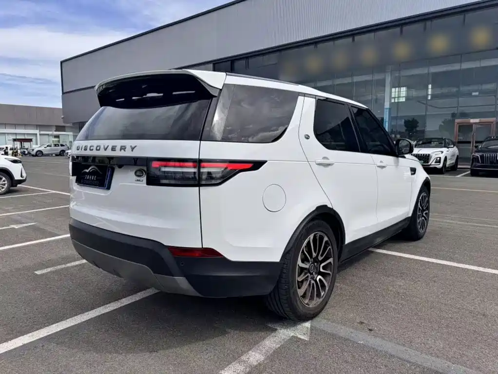Land Rover Discovery — миниатюра 7
