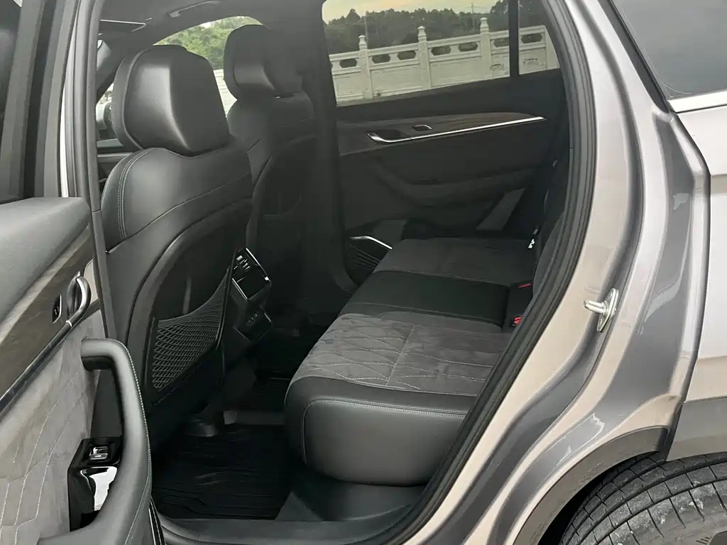 Geely Monjaro L 2025 2.0TD AT