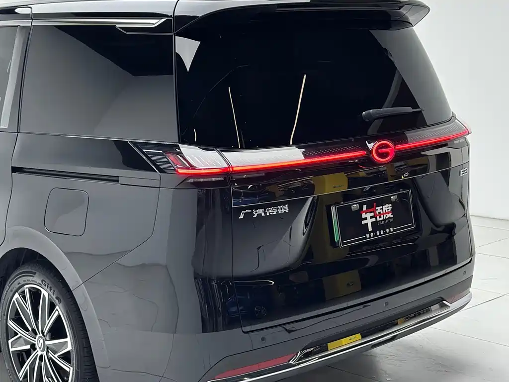 GAC Motor Trumpchi E8 PHEV — миниатюра 21