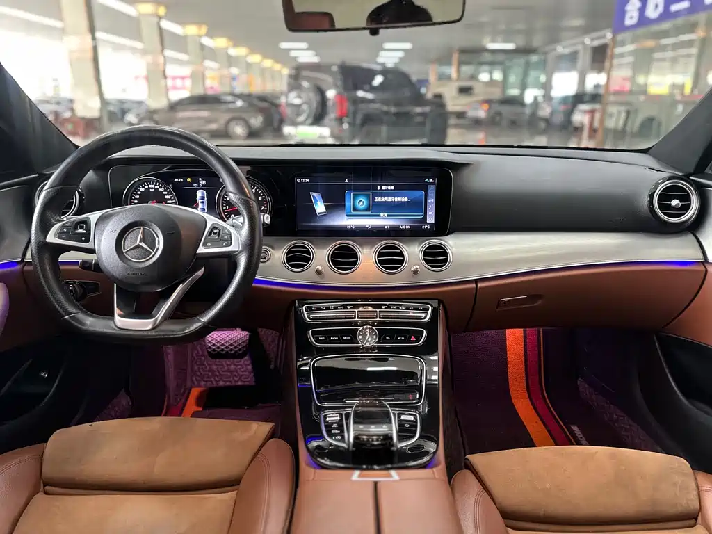 MERCEDES-BENZ E CLASS