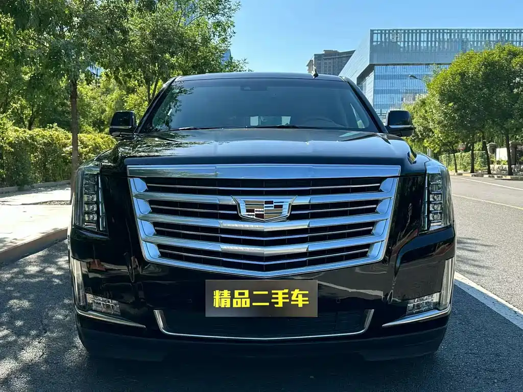 Cadillac Escalade — миниатюра 2