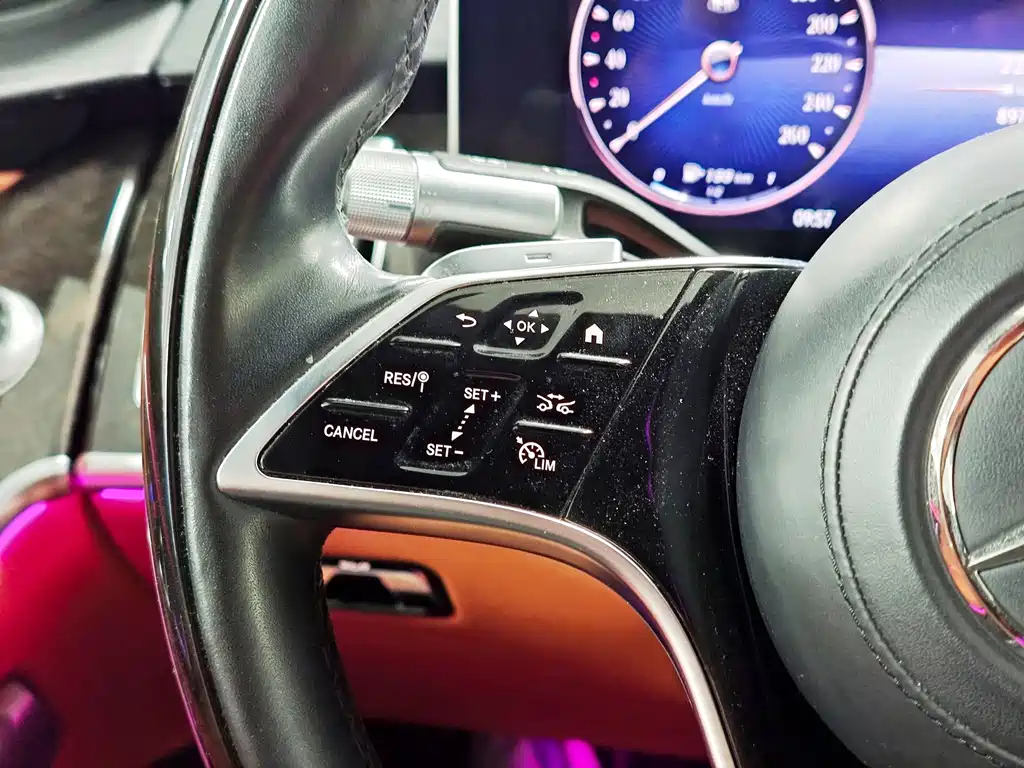 Mercedes-Benz S-Class — миниатюра 20