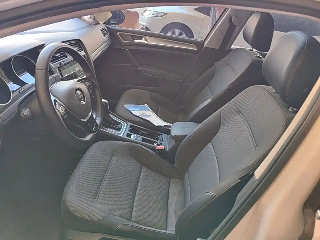 Volkswagen Golf — миниатюра 15