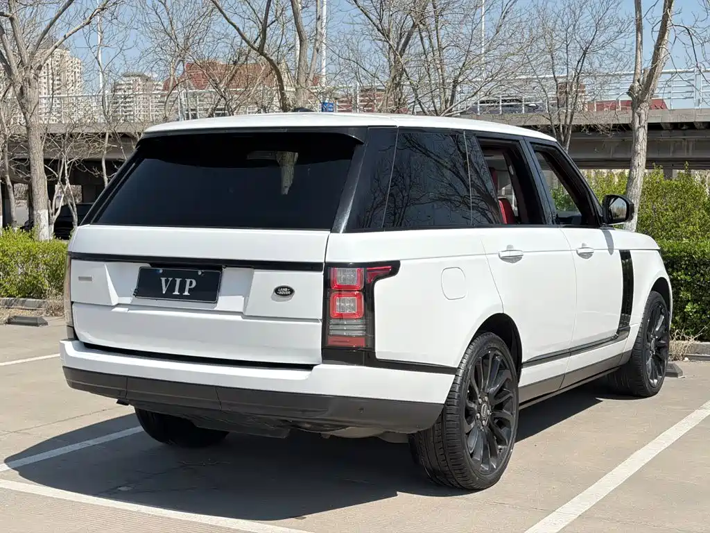 Land Rover Range Rover — миниатюра 9